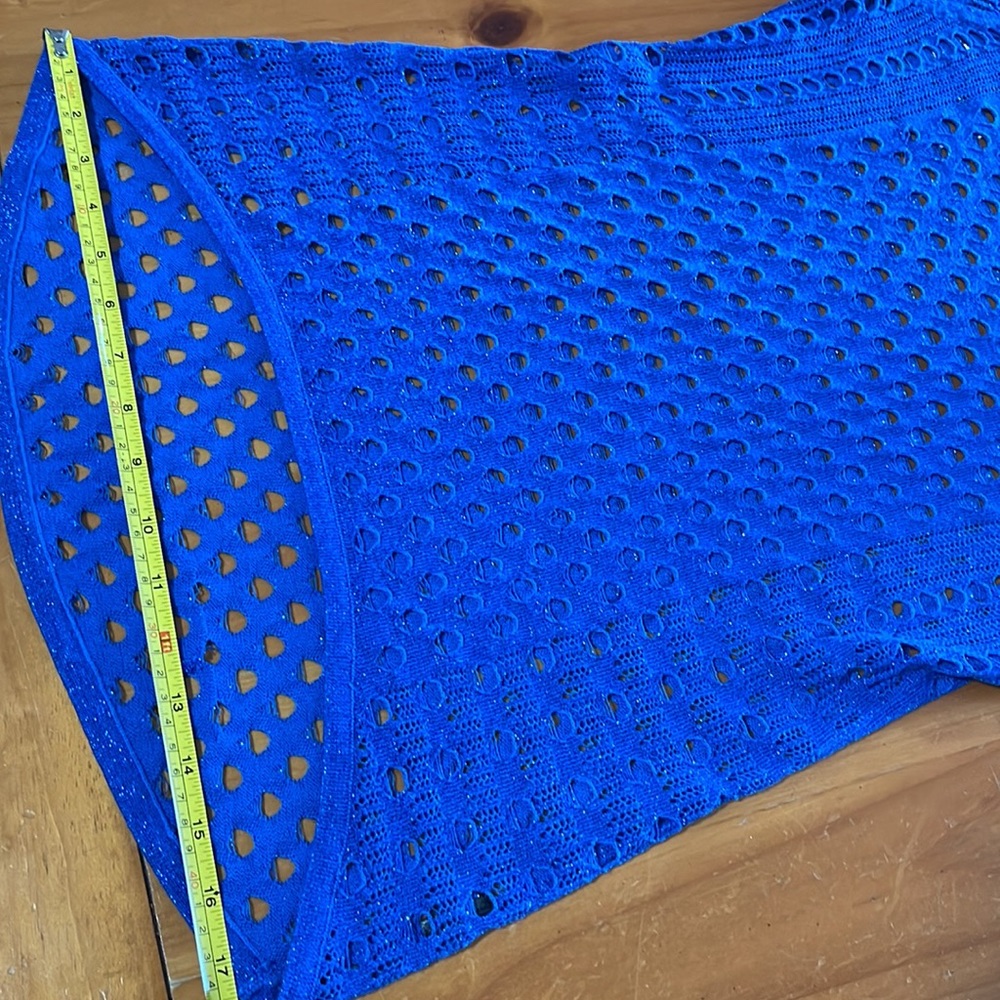 BEBE Royal Blue Crochet Knit Sweater Women’s Size Small Long Sleeve - Picture 9 of 9